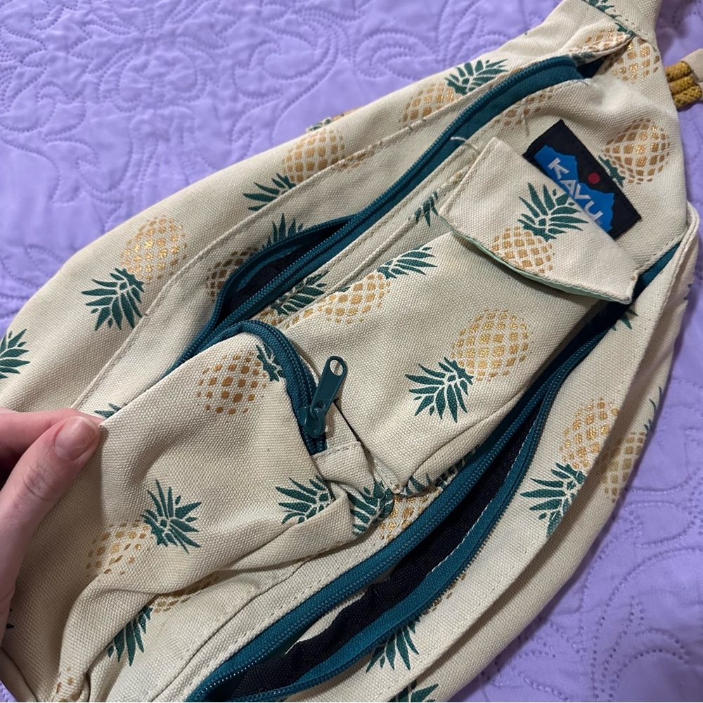 KAVU Pineapple Print Sling Crossbody Bag - Picture 5 of 6